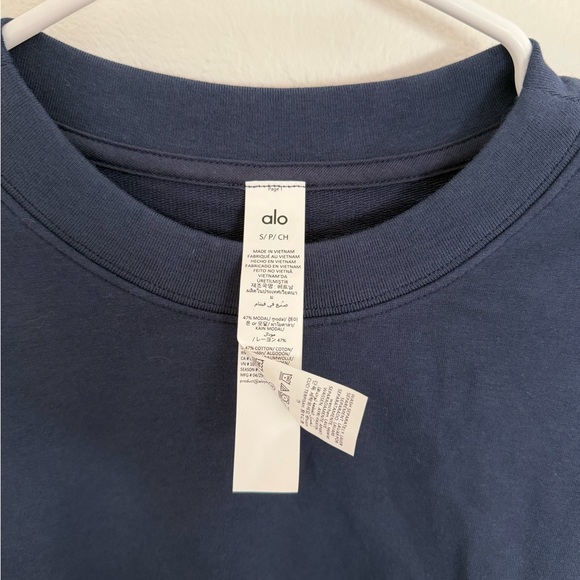 Alo Navy Cropped sway crewneck - Picture 6 of 6